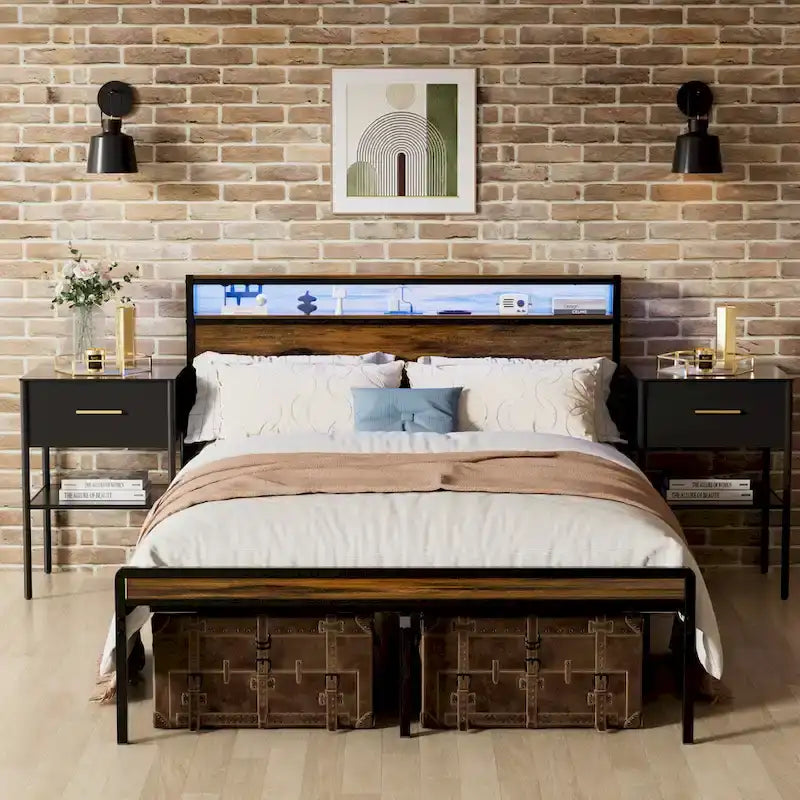 Lit plateforme Queen Size avec tête de lit de rangement et LED
